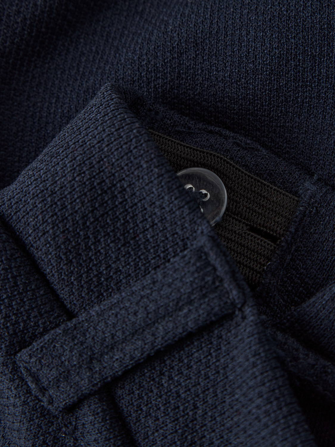 model_shot-front_full